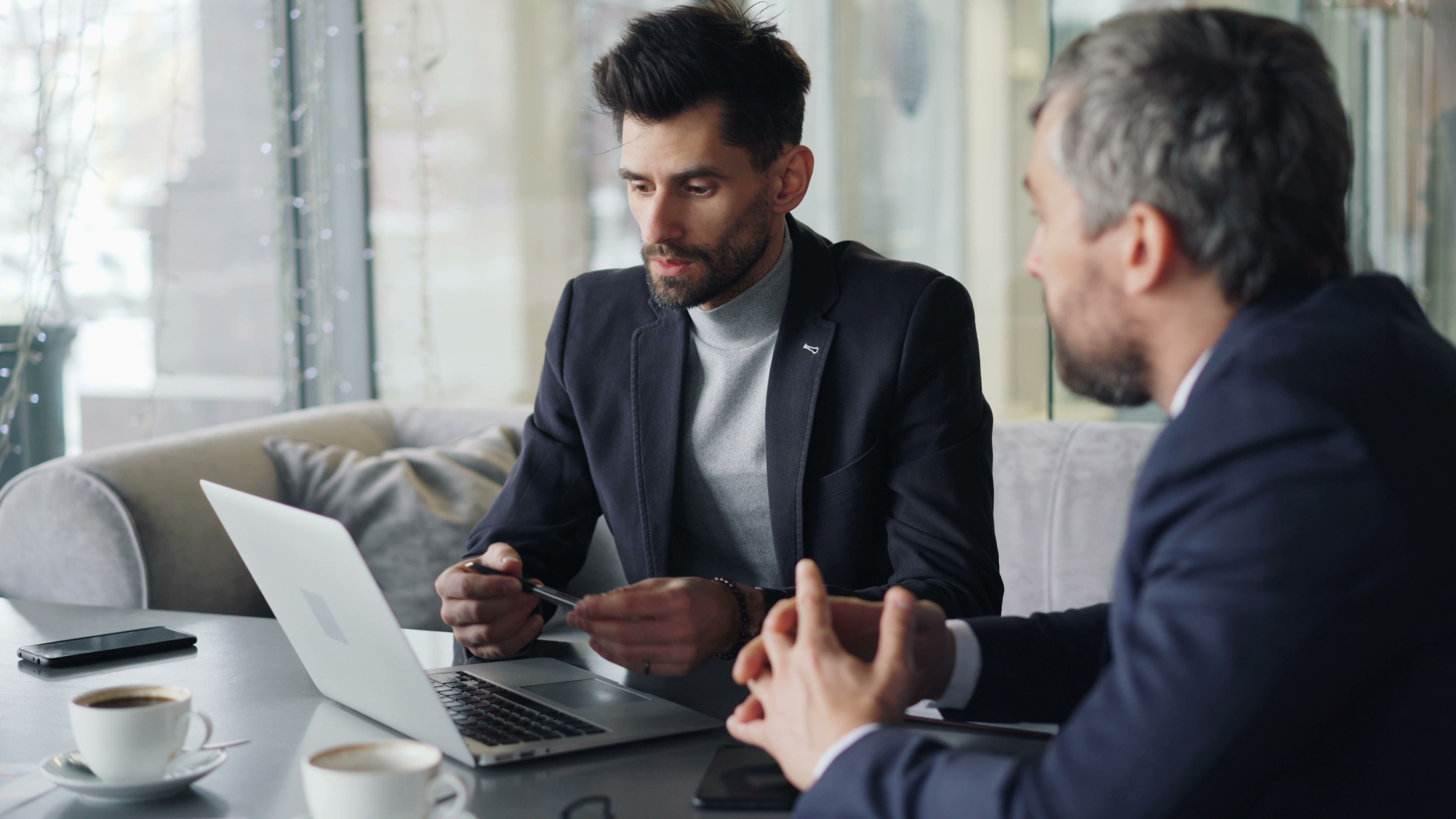 Online consultation with a financial adviser in Australia